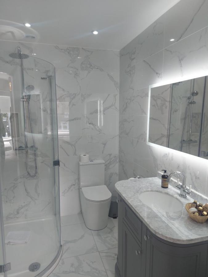 Blackrock Carole Ville Guesthouse 5*