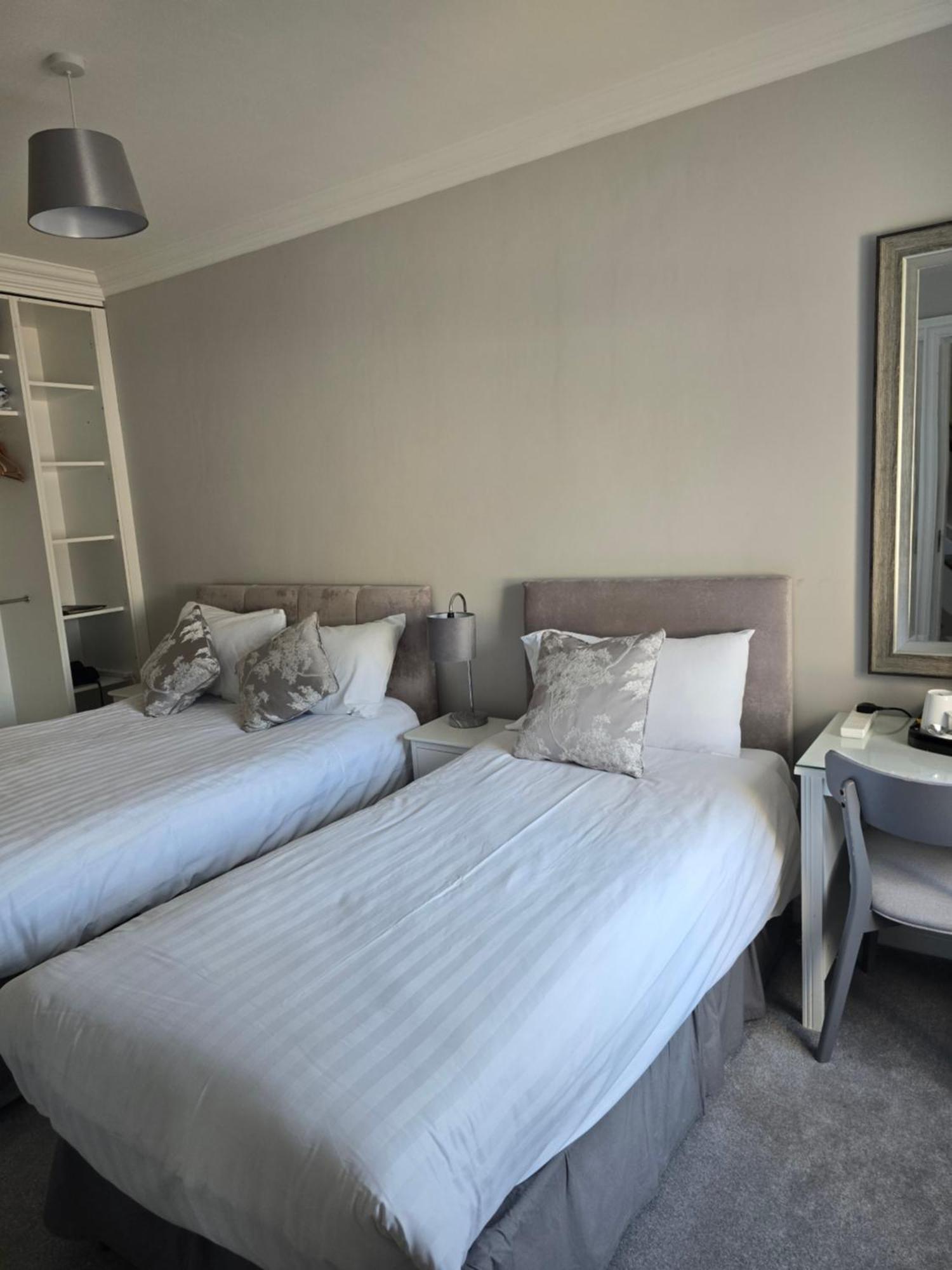 Bed & Breakfast Blackrock Carole Ville Guesthouse